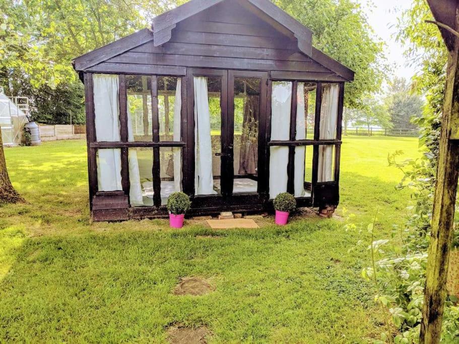 Stunning Barn Conversion Ideal For Large Families Bildeston المظهر الخارجي الصورة